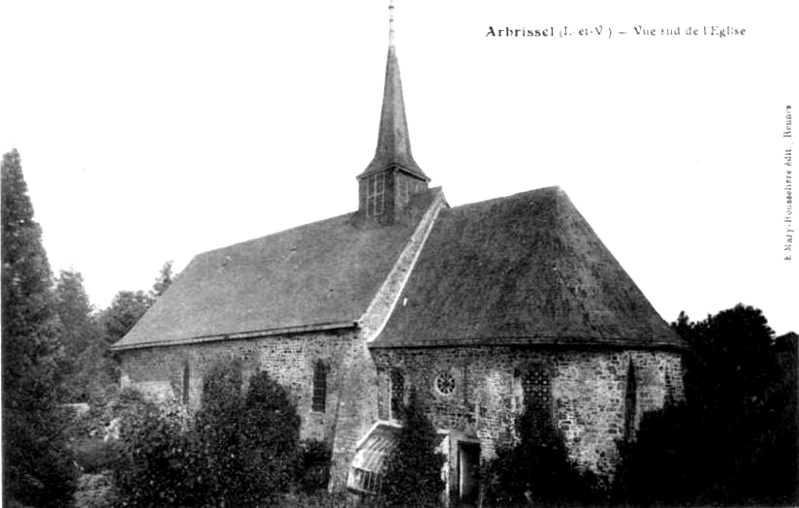 Eglise d'Arbrissel (Bretagne).