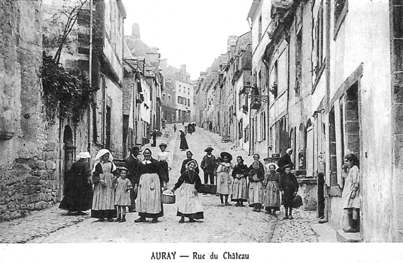 Auray : rue du Chteau (Bretagne).