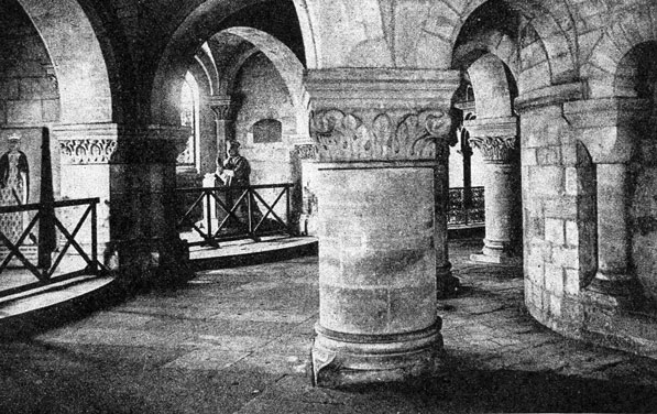 Basilique de Saint-Denis : Louis XVI  la crypte