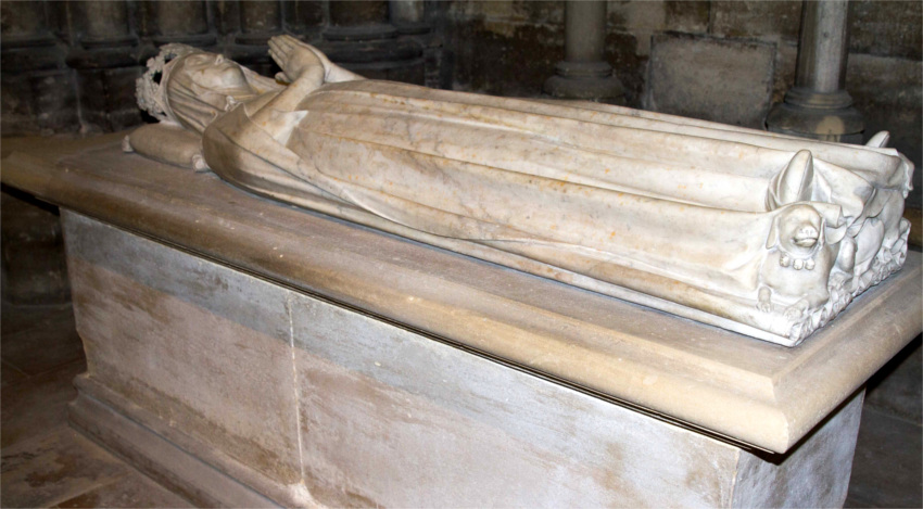 Basilique de Saint-Denis : gisant de Clmence de Hongrie.