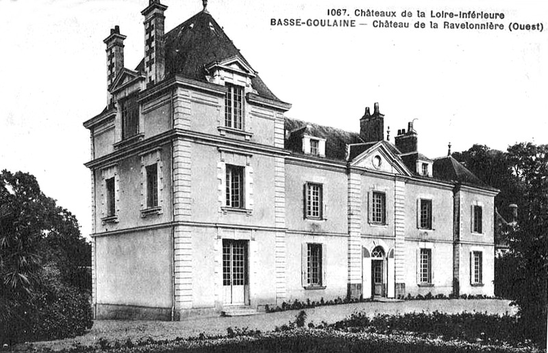 Chteau de la Ravelonnire  Basse-Goulaine (anciennement en Bretagne).