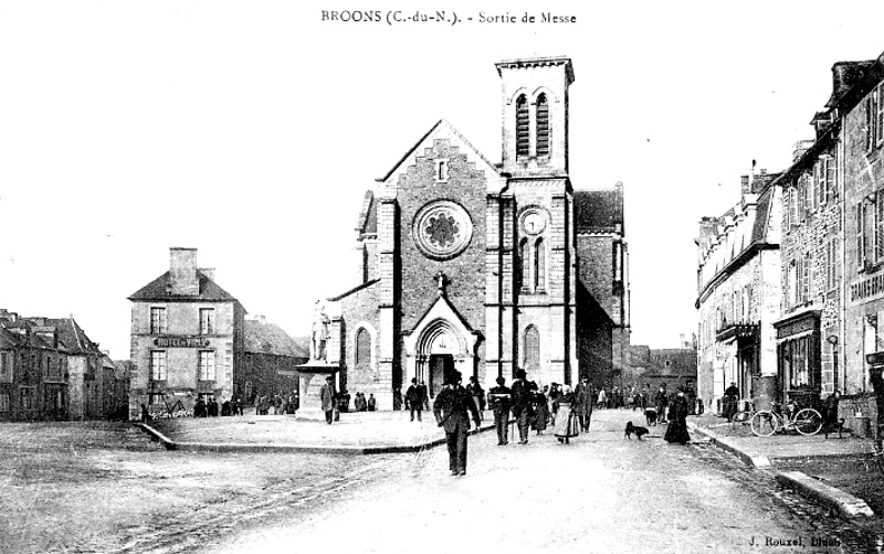 Eglise de Broons (Bretagne).