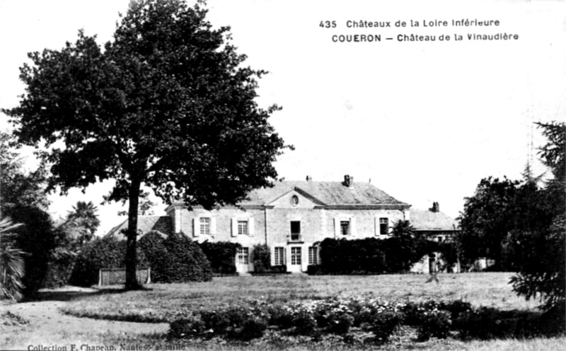 Chteau de la Vinaudire  Couron (Bretagne).