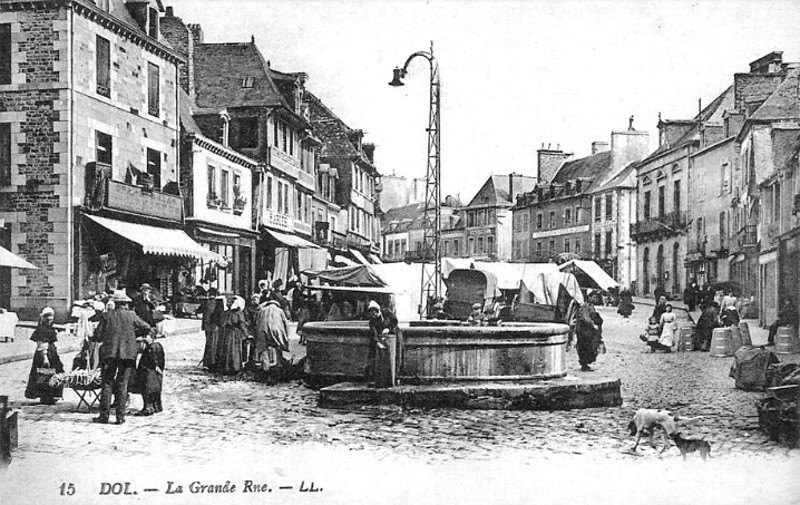 Ville de Dol-de-Bretagne (Bretagne).