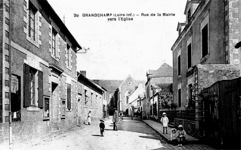 Ville de Grandchamp-des-Fontaines (Bretagne).
