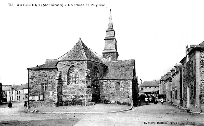 Eglise Saint-Pierre et Saint-Paul de Guilliers (Bretagne).