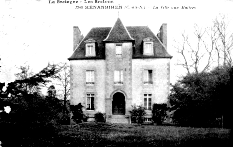 Ville de Hnanbihen (Bretagne) : manoir de la Ville-aux-Matres. 