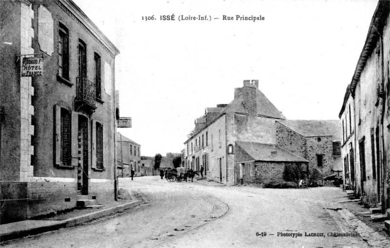 Ville d'Iss (anciennement en Bretagne).