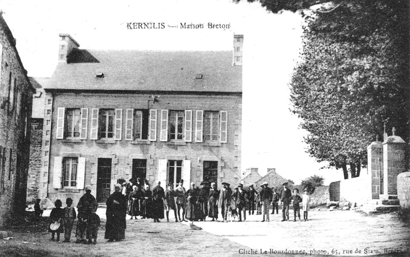 Ville de Kernilis (Bretagne).