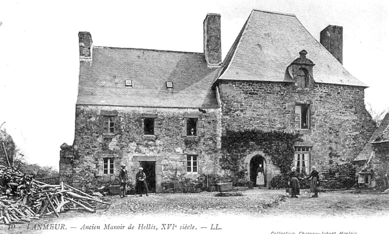 Ville de Lanmeur (Bretagne) : manoir de Hells.