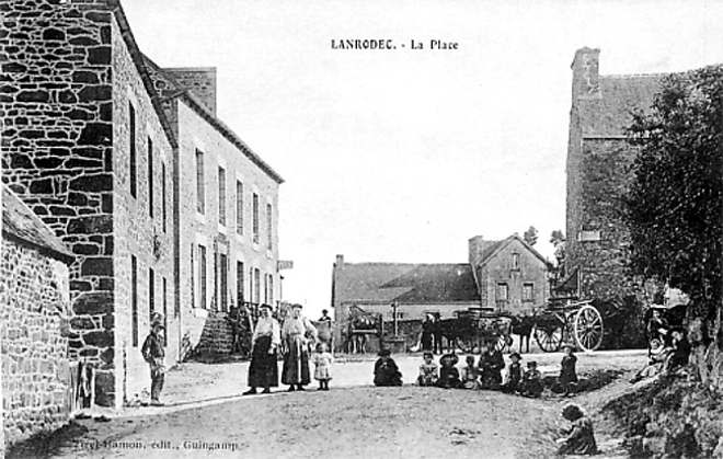 Ville de Lanrodec (Bretagne).