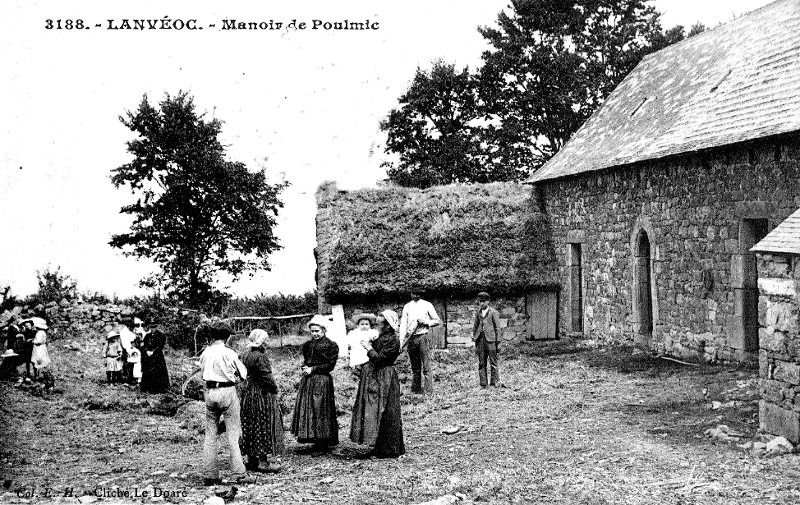 Manoir de Lanvoc (Bretagne).