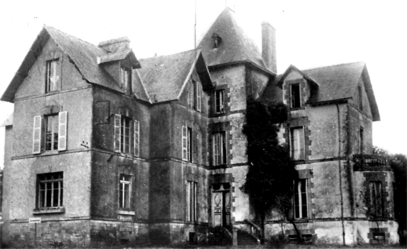 Chteau de Beaulieu  Locmin (Bretagne).