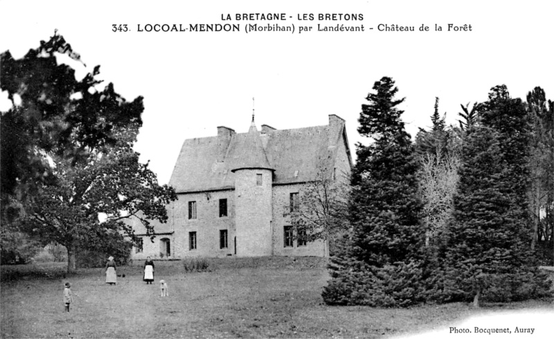 Chteau de Locoal- Mendon (Bretagne)