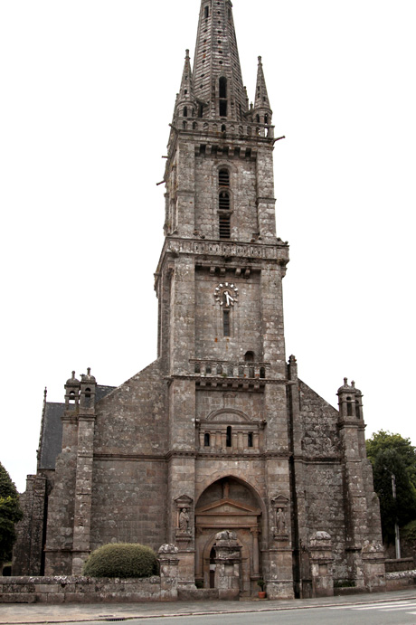 Eglise Saint-Emilion de Loguivy-Plougras (Bretagne)
