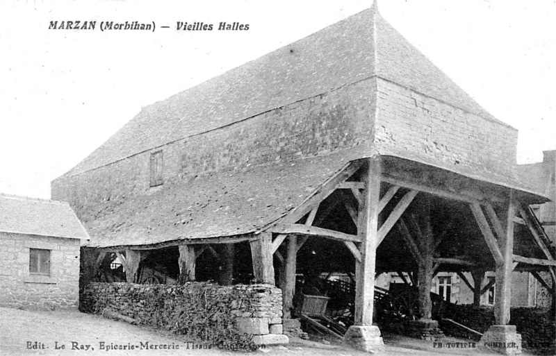 Halles de Marzan (Bretagne).