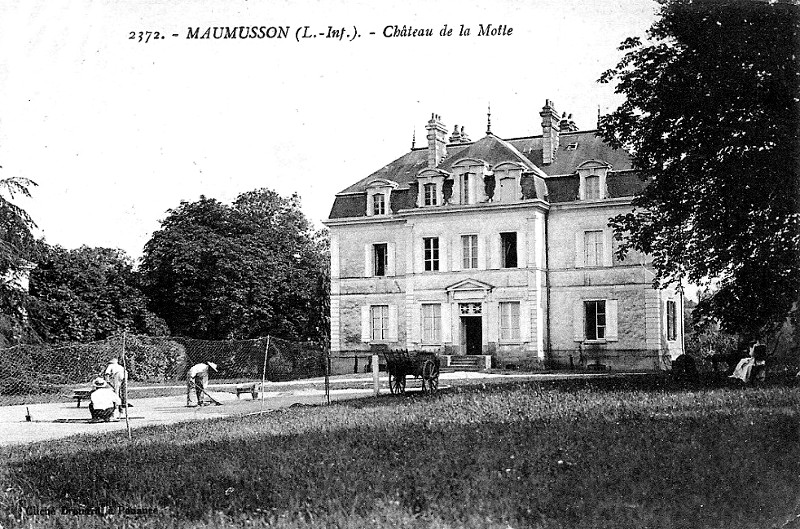 Chteau de la Motte  Maumusson (anciennement en Bretagne).