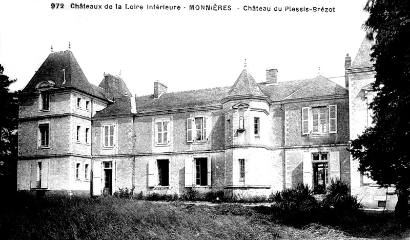 Chteau de Plessis-Brzot en Monnires (Bretagne).