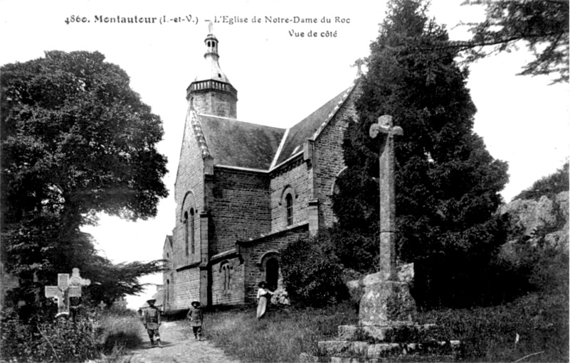 Eglise de Montautour (Bretagne).