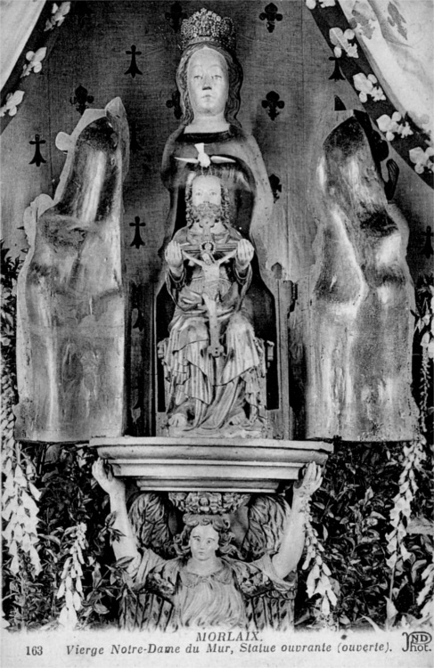 Morlaix (Bretagne) : statue de Notre-Dame du Mur.