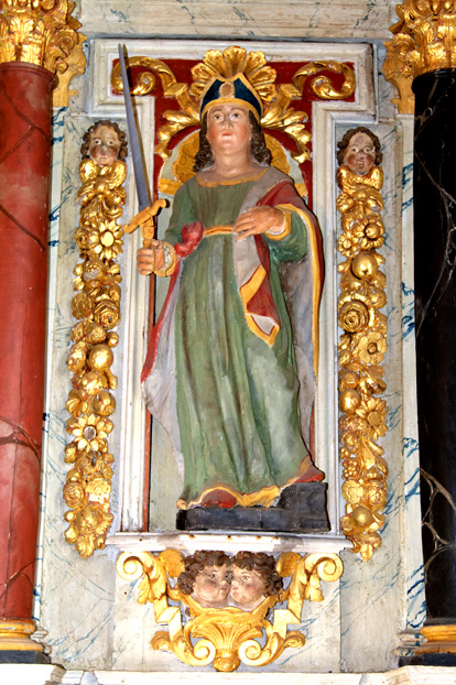 Mr-de-Bretagne : statue de la chapelle Sainte-Suzanne
