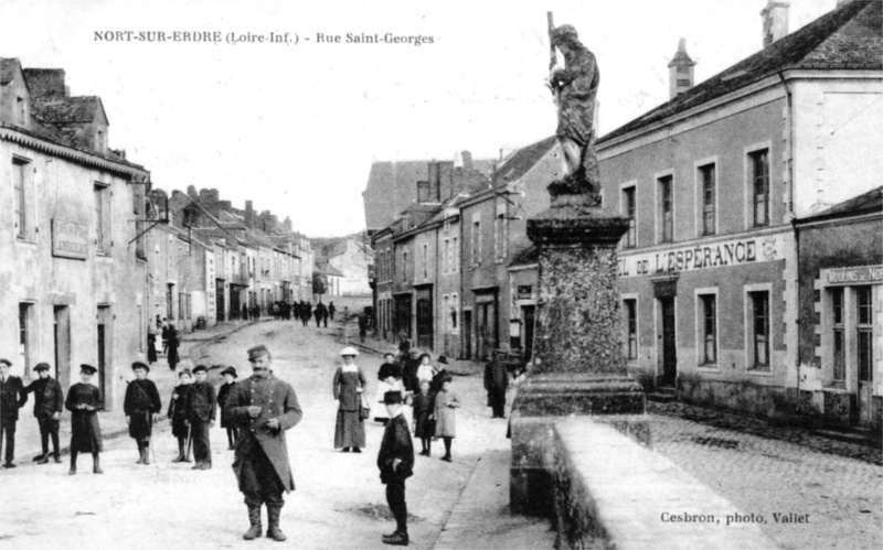 Ville de Nort-sur-Erdre (anciennement en Bretagne).
