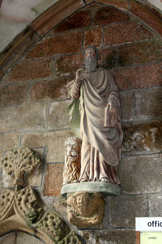 Perros-Guirec : chapelle Notre-Dame de la Clart
