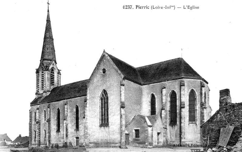 Eglise de Pierric (anciennement en Bretagne).
