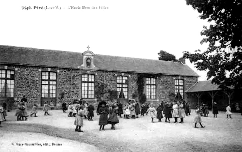 Ecole de Pir-sur-Seiche (Bretagne).
