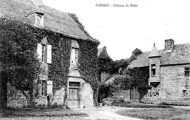 Chteau du Mdic  Plsidy (Bretagne).