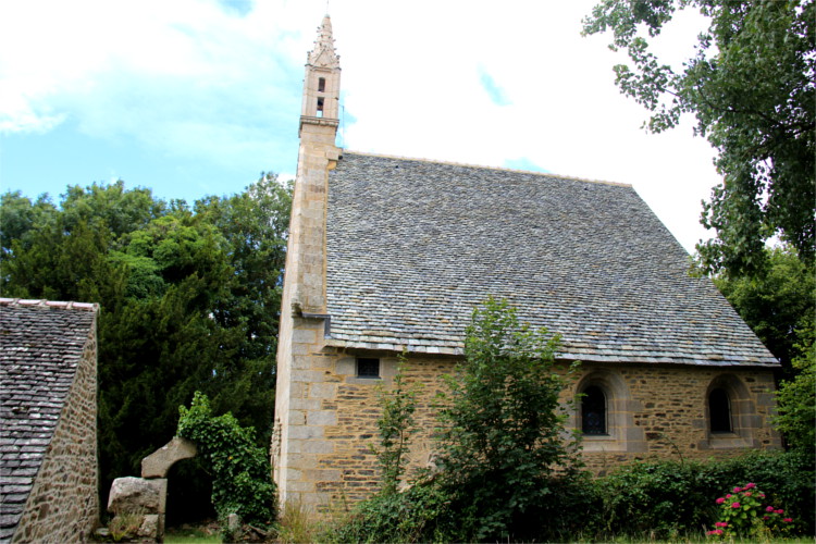 Plestin-les-Grves (Bretagne) : chapelle de Saint-Jagut.
