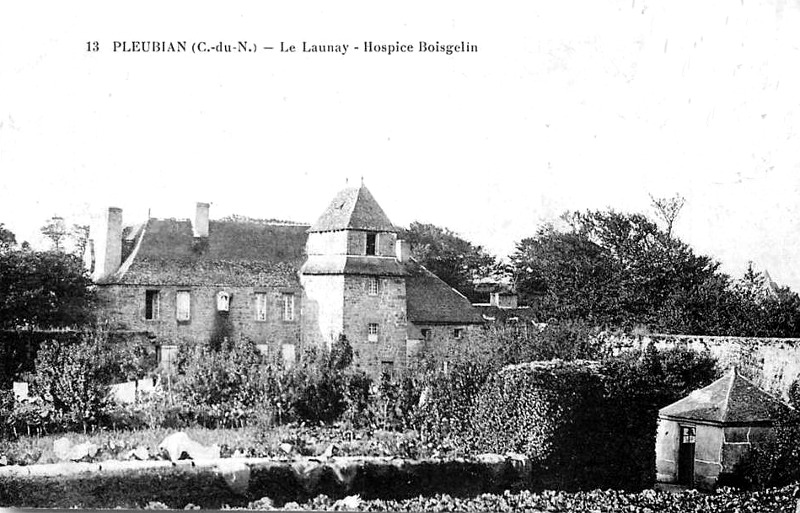 Le chteau du Launay ou du Guern  Pleubian (Bretagne).