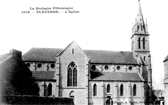 Eglise de Plvenon (Bretagne).