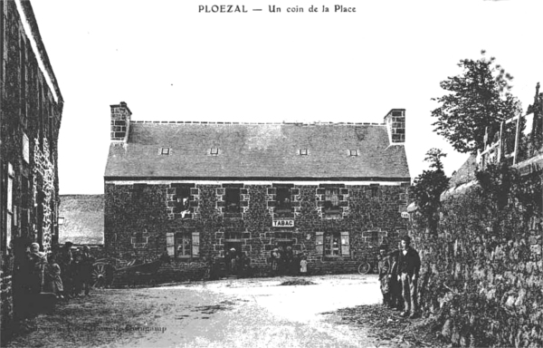Ville de Plozal (Bretagne).