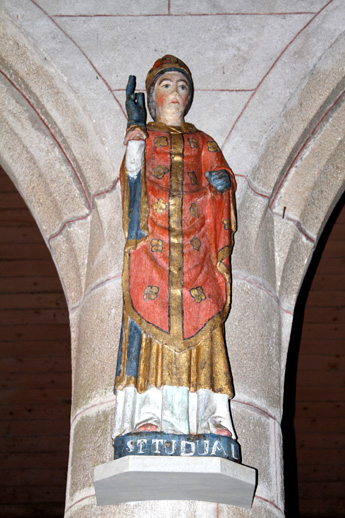 Statue de l'glise de Plougonver, en Bretagne