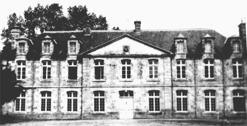 Chteau de Kerninon  Ploulec'h (Bretagne).