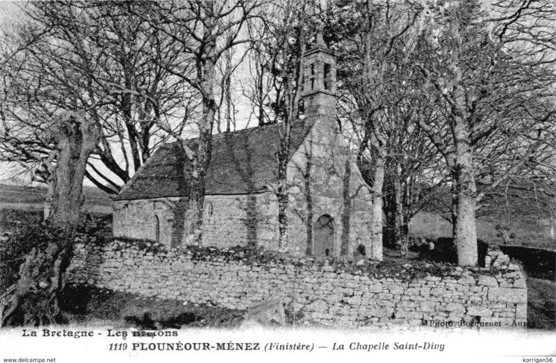 Chapelle Saint-Divy à Plounéour-Ménez (Bretagne).