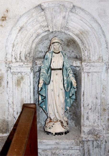 Statue de la Chapelle Notre Dame de Bon Voyage  Plounrin (Bretagne).