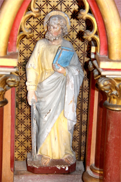 Statue de l'glise Saint Nrin de Plounrin (Bretagne).