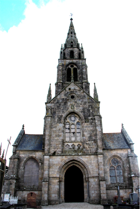 Eglise Saint-Nrin de Plounrin (Bretagne).