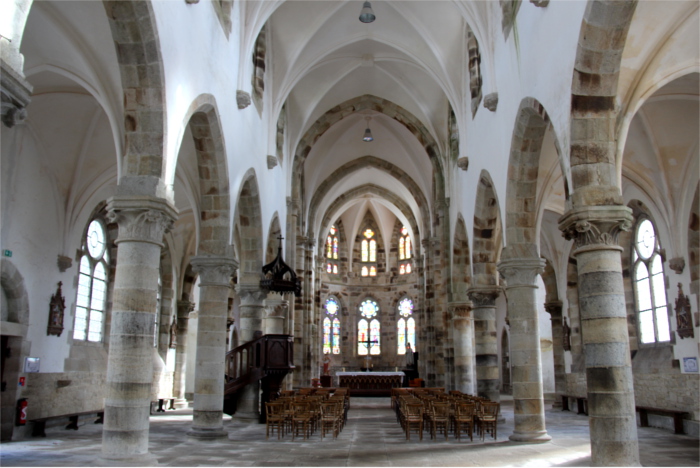 Eglise Saint Nrin de Plounrin (Bretagne).
