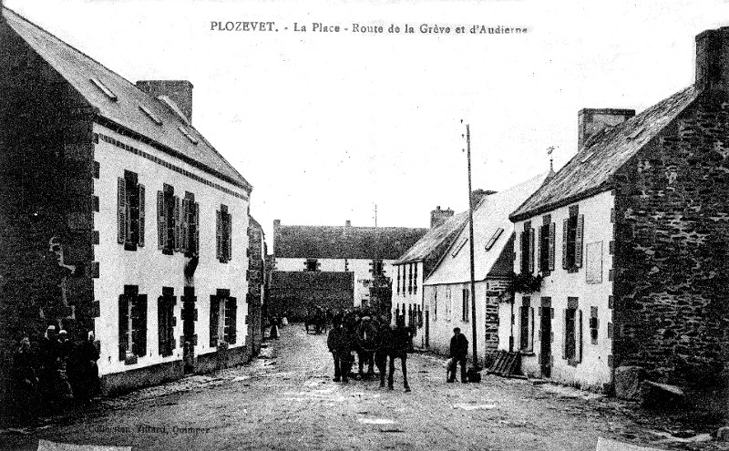 Ville de Plozvet (Bretagne).