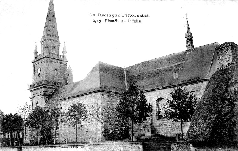 Eglise de Plumliau (Bretagne).