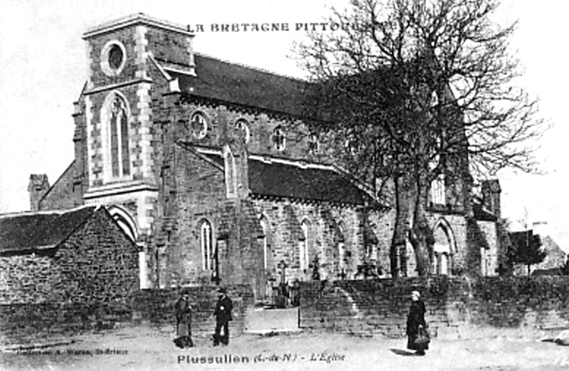 Eglise de Plussulien (Bretagne).