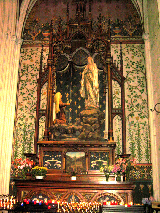 Quimper : cathdrale Saint-Corentin (Chapelle de Notre-Dame de Lourdes)