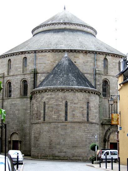 Quimperl : abbaye de Sainte-Croix
