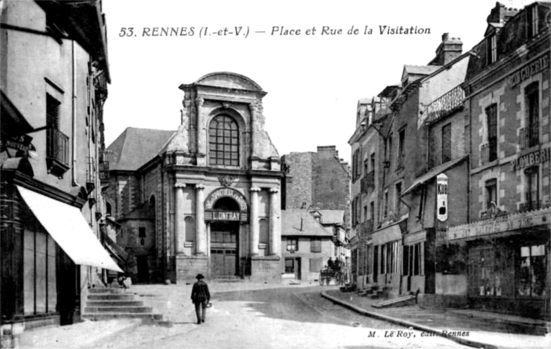 Histoire. A Rennes, les automobiles dévalaient la rue Le Bastard et la  place de la Mairie