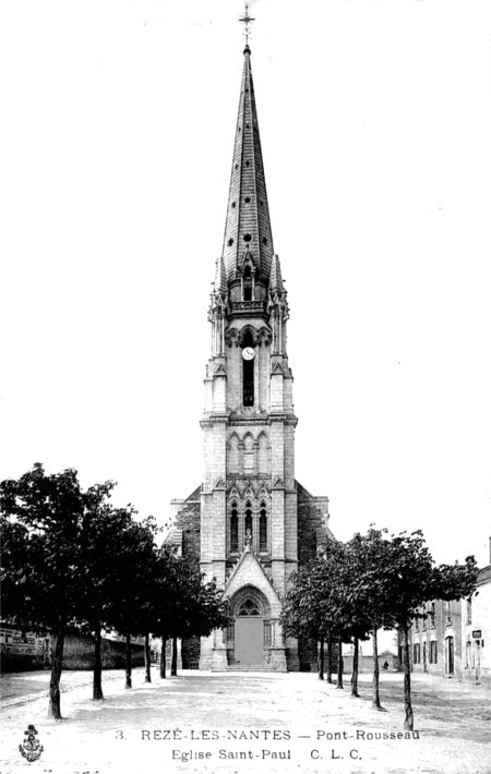 Eglise Saint-Paul de Rez (Bretagne).