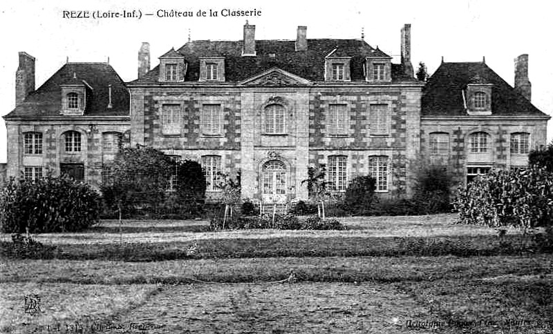 Chteau de la Classerie  Rez (Bretagne).
