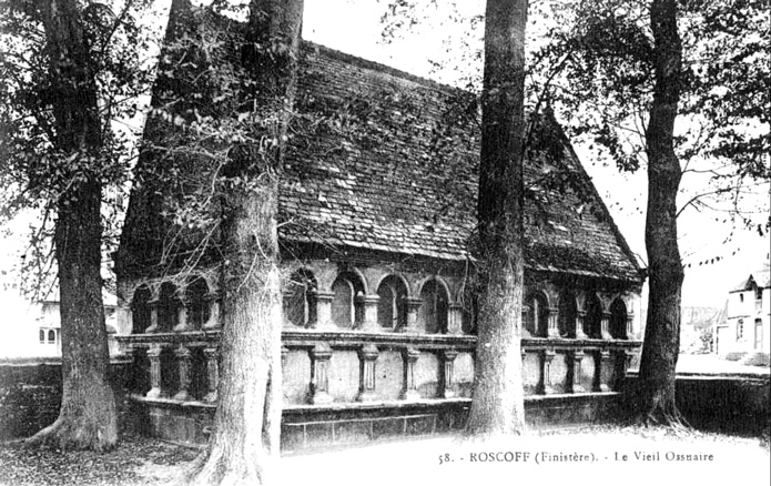L'ossuaire de Roscoff (Bretagne)